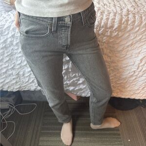 Women’s Levi’s grey jeans